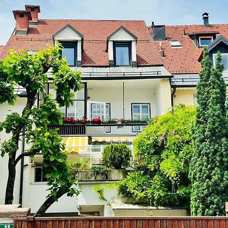 住宿加早餐酒店 Serenity With Castle & River Views *