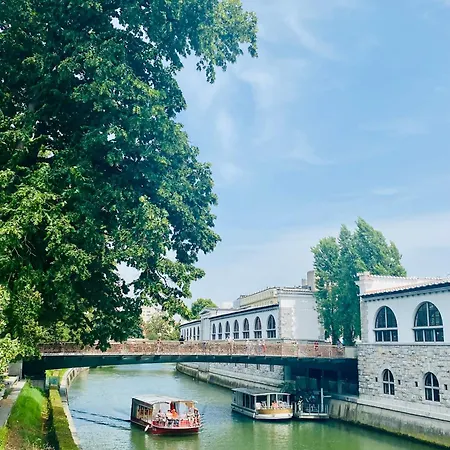 Nocleg ze śniadaniem The Serenity Lublana